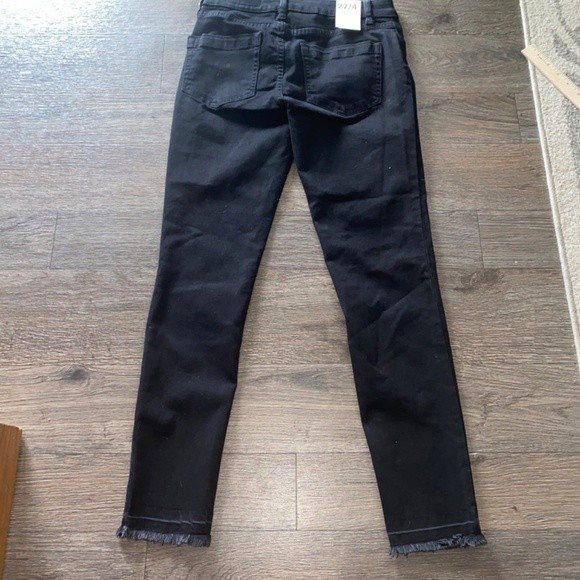 NWT Vince Camuto size 27/4 black denim ankle pants - Picture 9 of 10